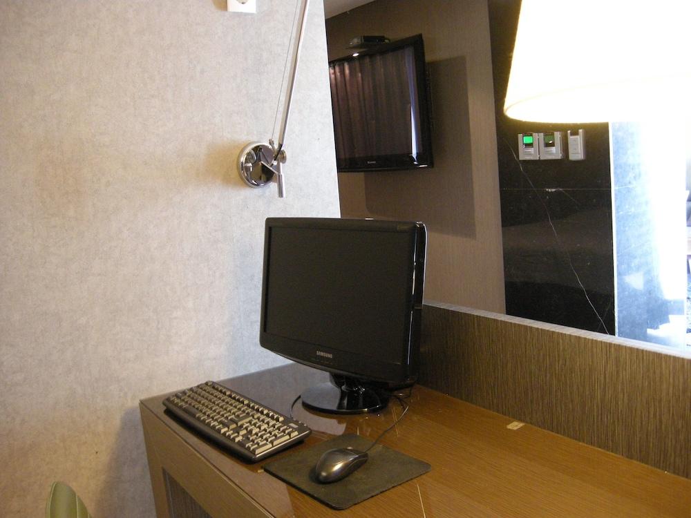 The California Hotel Seoul Seocho Екстериор снимка