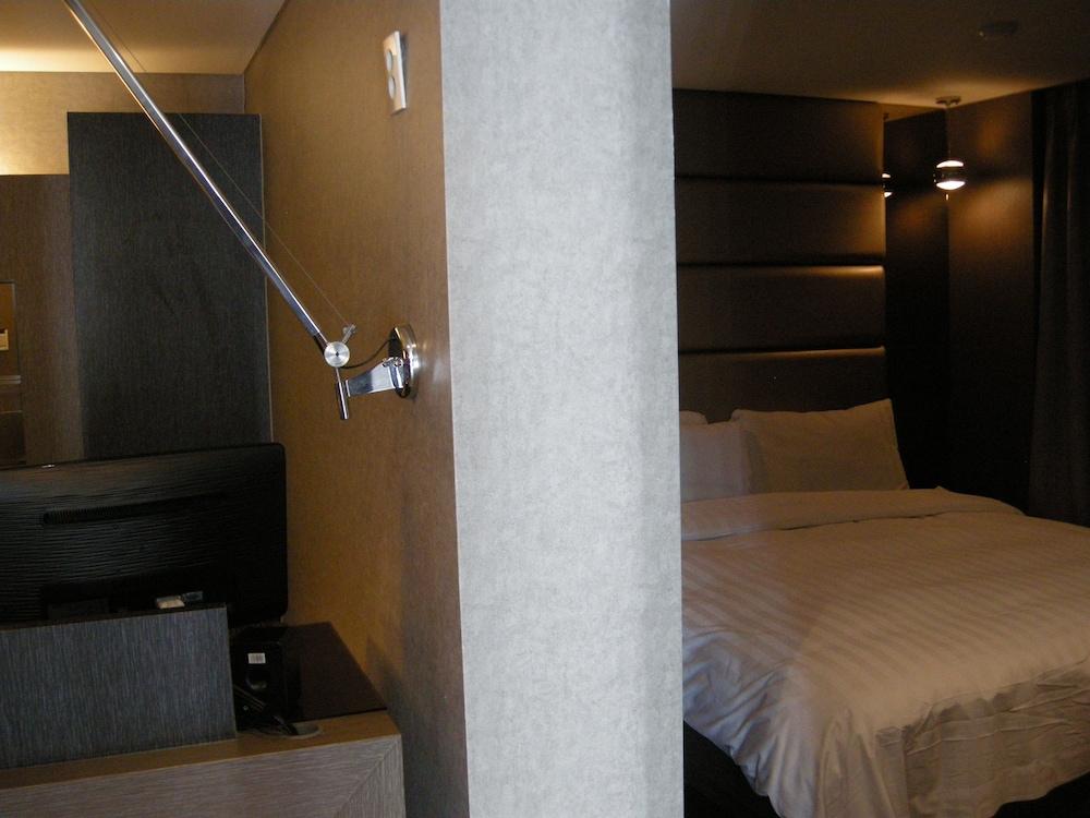 The California Hotel Seoul Seocho Екстериор снимка