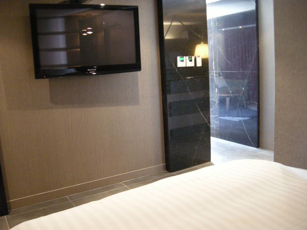 The California Hotel Seoul Seocho Екстериор снимка