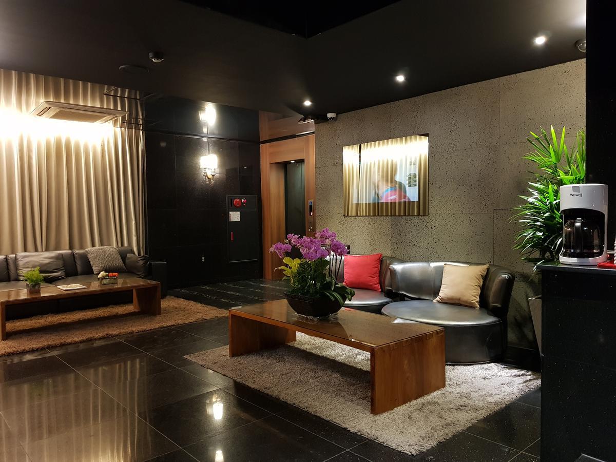 The California Hotel Seoul Seocho Екстериор снимка