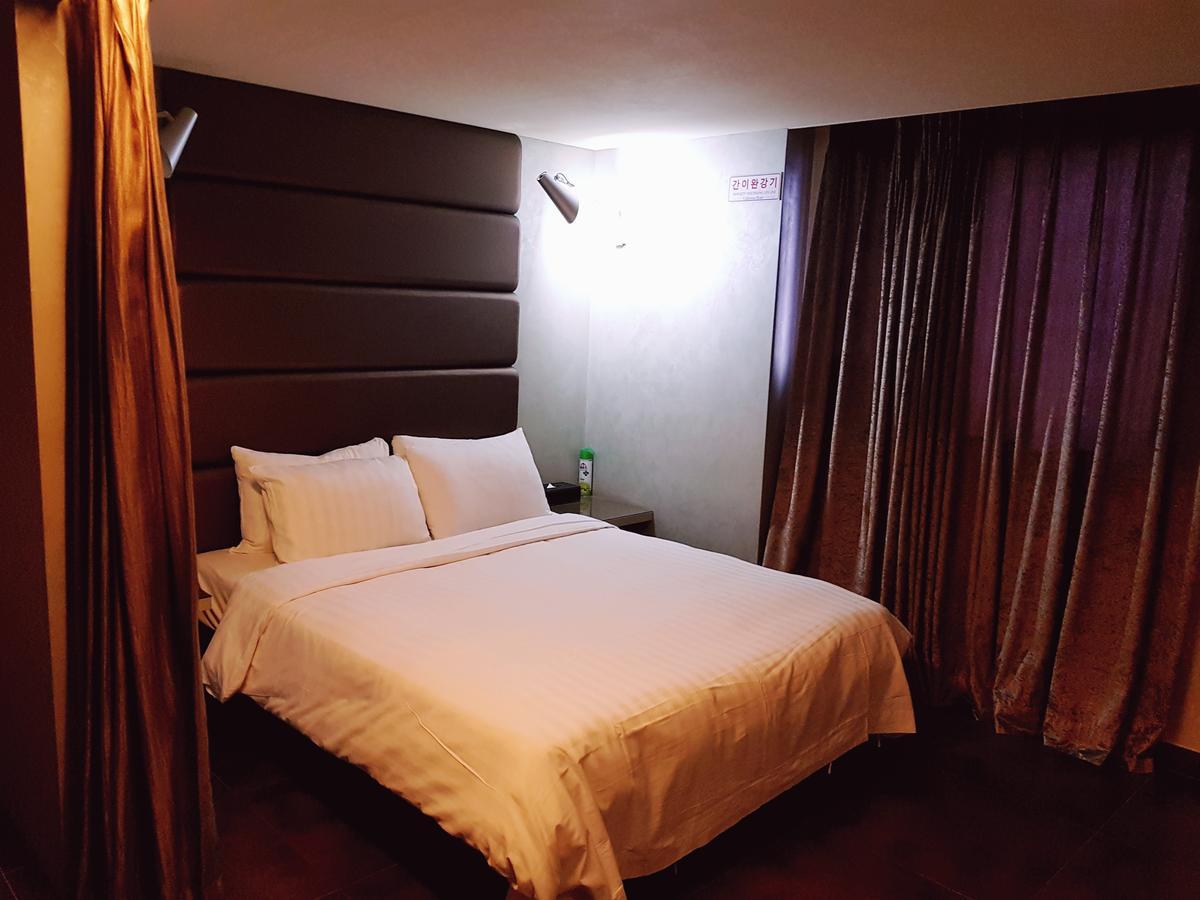The California Hotel Seoul Seocho Екстериор снимка
