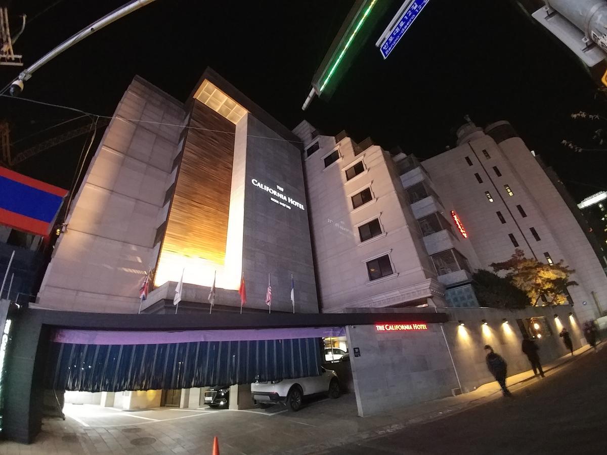 The California Hotel Seoul Seocho Екстериор снимка